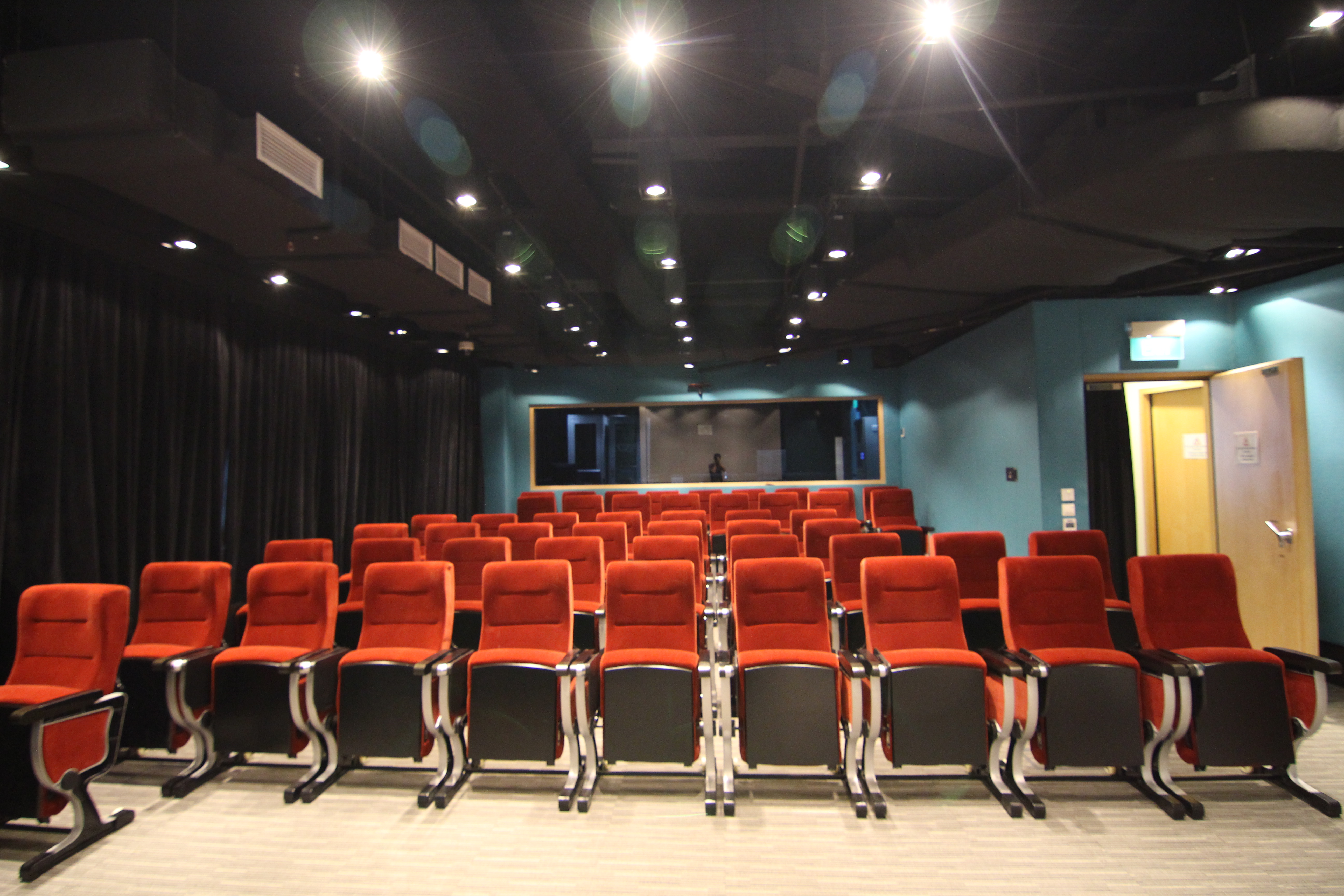 D2-MDA-Screening-Room-1